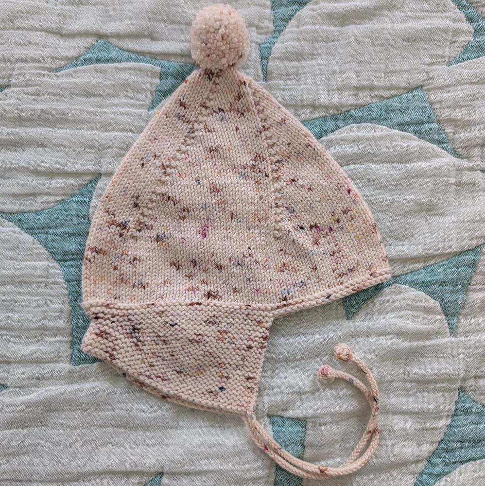 Pointy Peak hat in confetti 16 (2020 MTO) size 2-4y